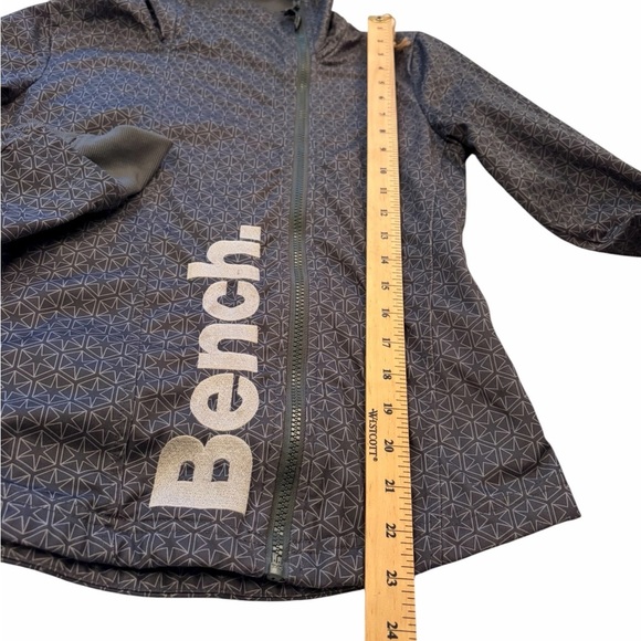Bench Women's Asymmetric Zip-Up Jacket-Size Medium-Zip up-Embroidered Logo - Picture 4 of 13